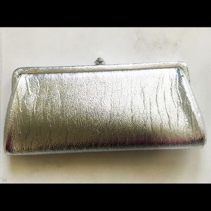 SUPER CUTE Silver evening bag / clutch